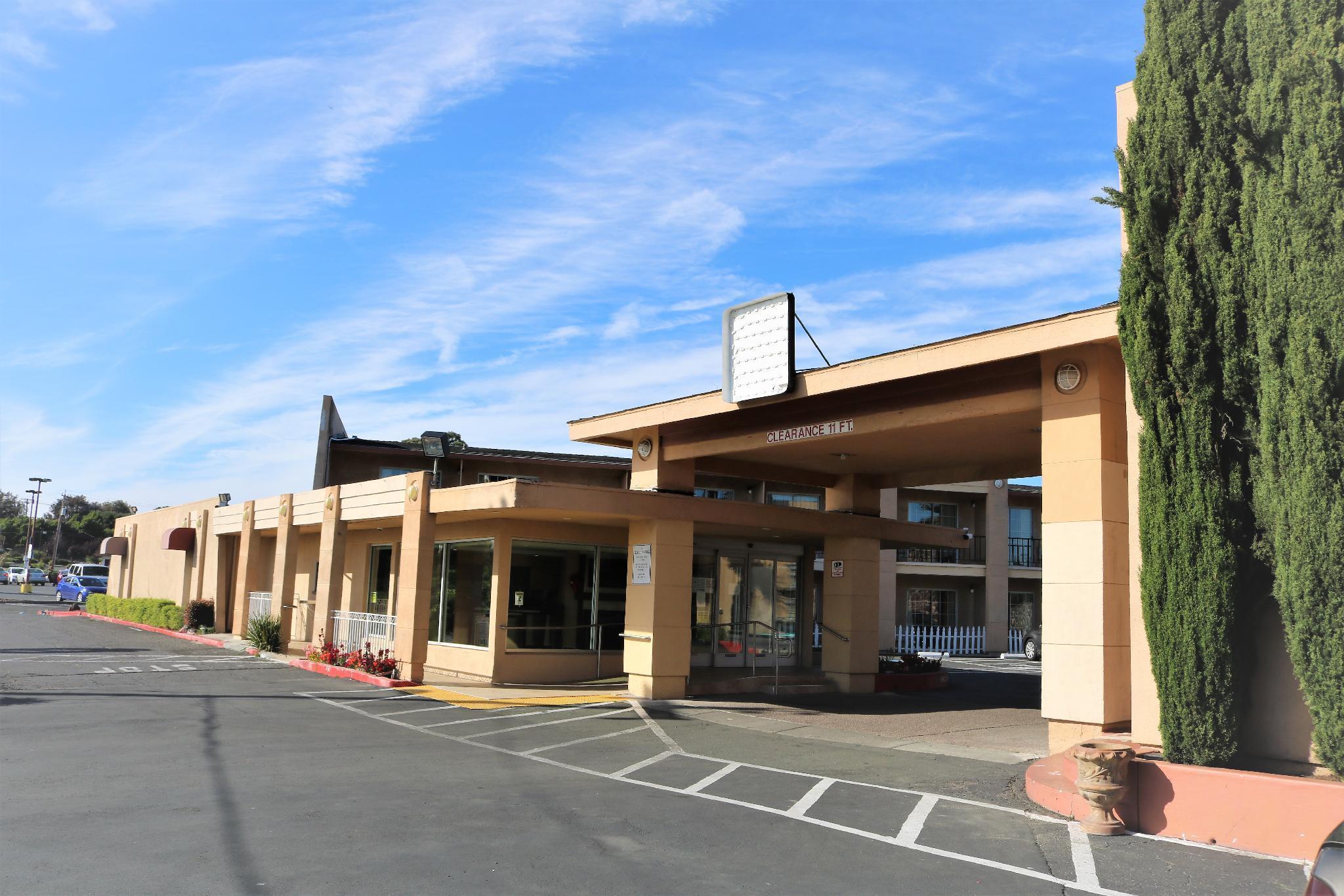 Motel 6 Vallejo, Ca - Napa Valley エクステリア 写真