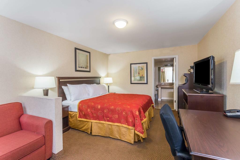 Motel 6 Vallejo, Ca - Napa Valley エクステリア 写真