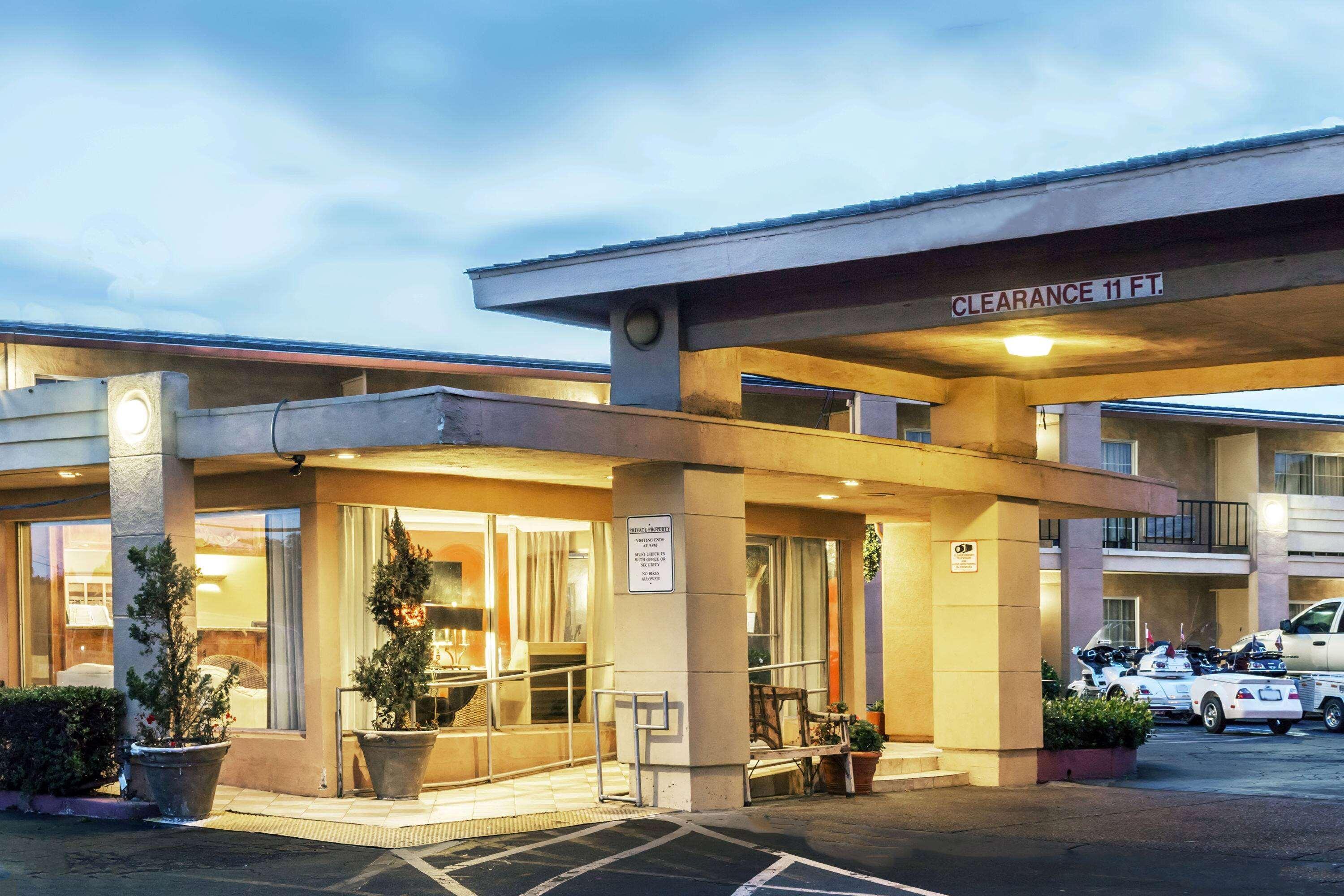 Motel 6 Vallejo, Ca - Napa Valley エクステリア 写真